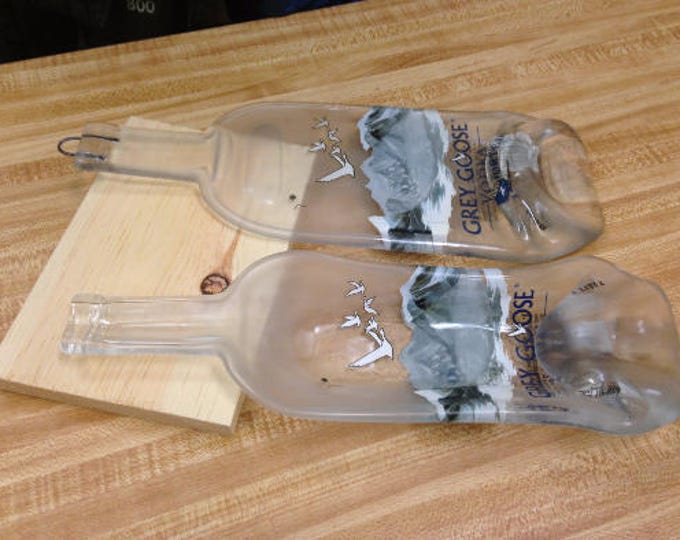 Free shipping Two Grey Goose Flat Bottles One Plate Salsa Bowl and One Flat Melted Grey Goose Bottle