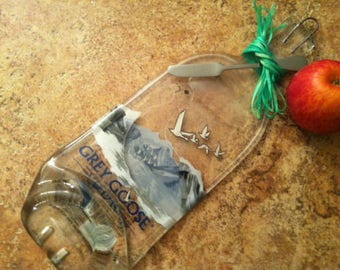 Free shipping..Large Grey Goose Vodka Slumped Melted Flattened Flat Bottle Cheese Tray Spoon Rest Glass Plate Eco Gift *Knife Not Included