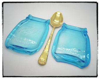 Free SHIPPING...Set of Two Melted Mason Jar, "pint size" w/ BALL LOGO Cute Spoon Rest, Cheese butter appetizer Tray, coas  ter, ..dish soap
