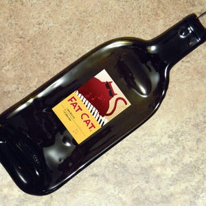 Free Shipping Fat Cat Merlot Wine Slumped Melted Flattened Flat Bottle Tray Spoon Rest Glass Plate Gift