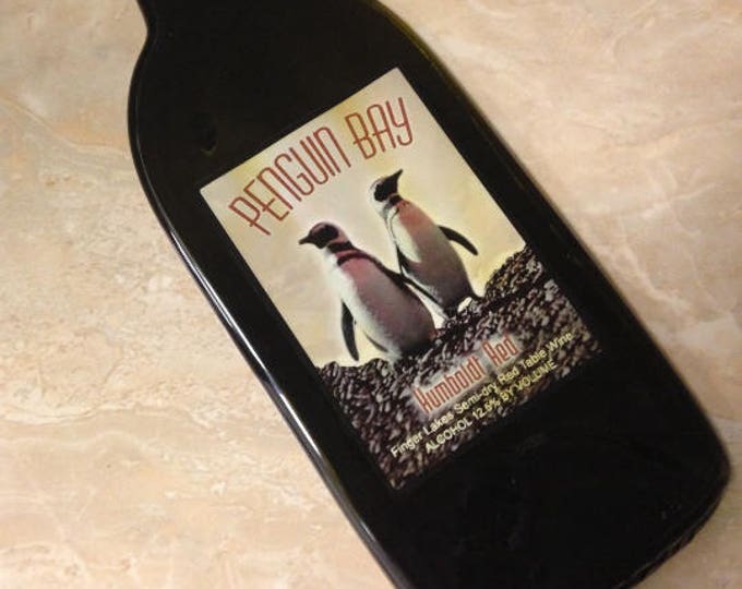 FREE SHIPPING  Penguin Bay Humboldt Red Slump  Flat Wine Bottle Cheese Tray Spoon Rest Glass Eco Gift