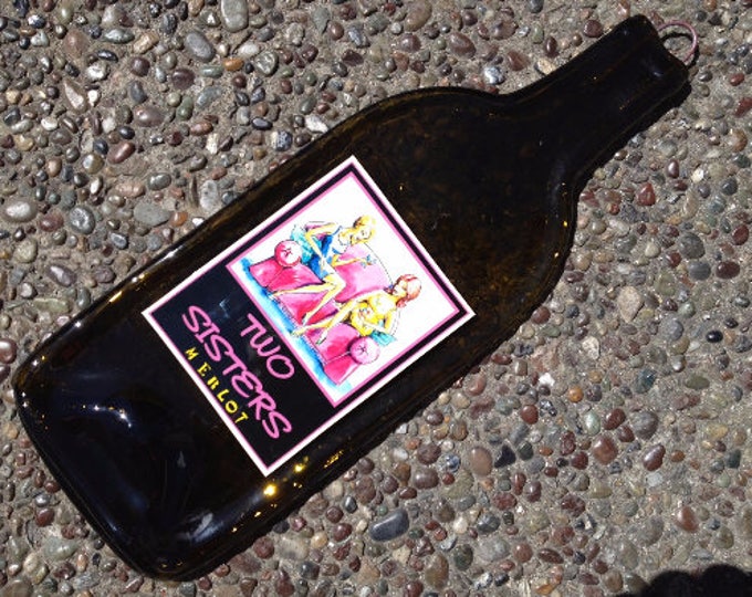 Free Shipping Two Sisters California Merlot Slumped Melted Flat Wine Bottle Cheese Tray Spoon Rest Glass Plate Wall Deco Eco Gift