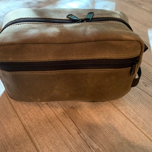 Waxed Twill Dopp Kit
