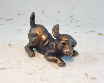 Cucciolo di bronzo cane scultura statua del cane statua del cucciolo figurina del cane cucciolo di cane in miniatura animale da collezione bronzi amante dei cani regali decorazioni per la casa