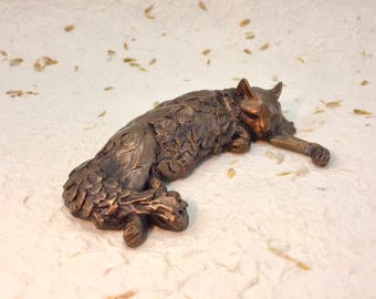 Sculpture de chat en bronze Statue de chat Figurine de chat Chat miniature Bronzes animaux Cadeau pour amoureux des chats Décoration de chat Objets de collection pour chat Décoration d'intérieur pour chat Chat de maison