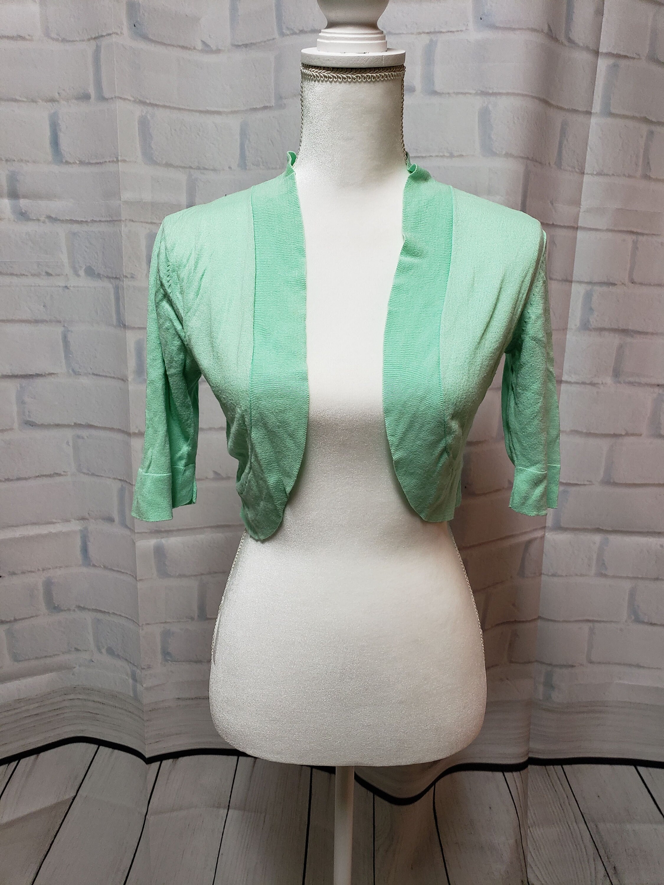 mint shrug
