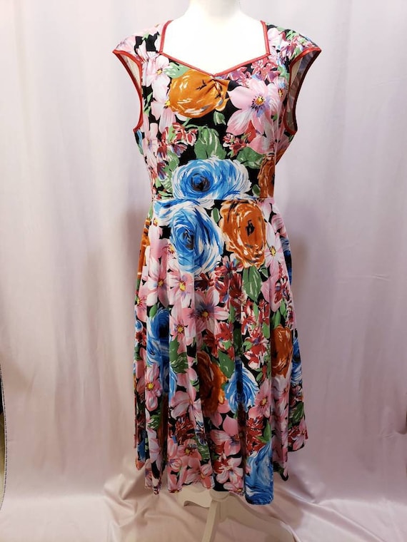 Floral Cap Sleeve Sweetheart Neckline Dress