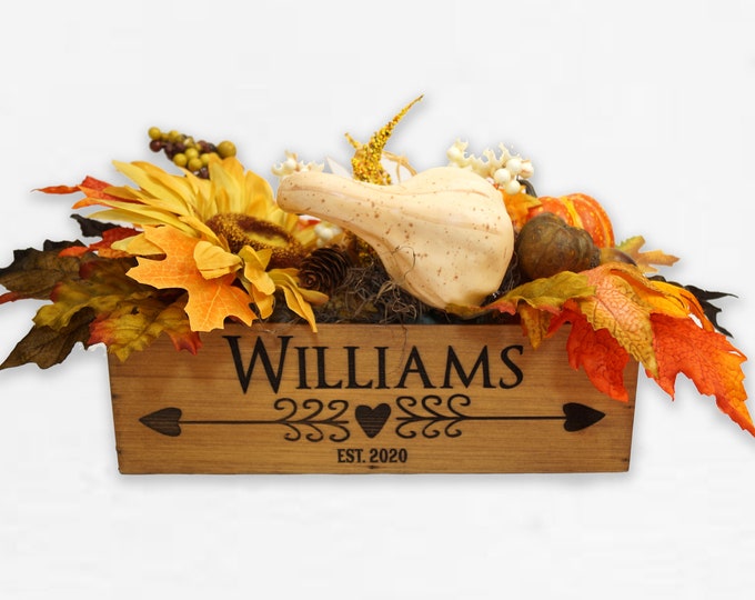 Personalized Farmhouse Arrow Design Tray, Table Centerpiece, Floral Tray, Handmade, housewarming gift, wedding, Thanksgiving, Fall Autumn