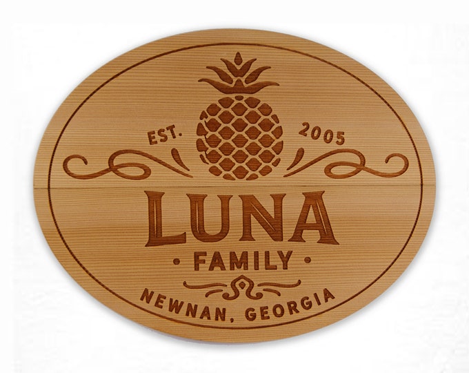 Pineapple Personalized Sign, Engraved Family Name Wall Art, solid Wood Wall Hanging, Farmhouse decor, Cabin Decor, Laser Etched Sign