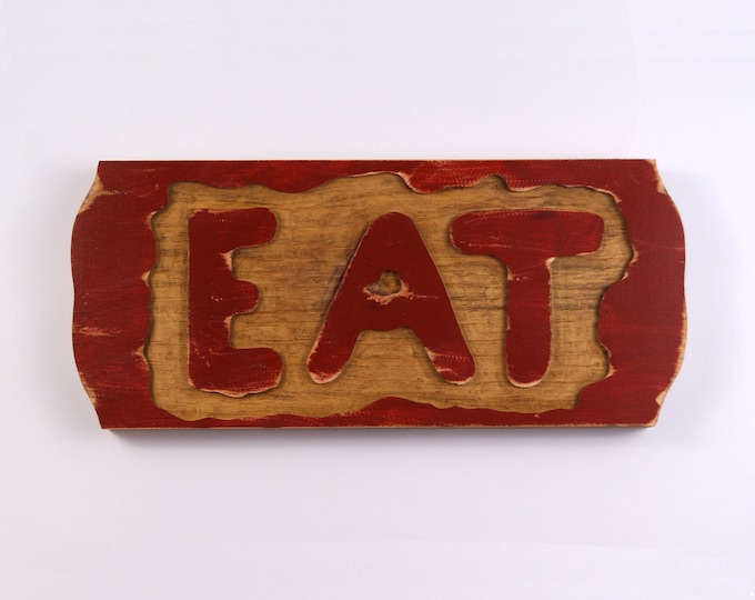EAT Sign, Rustic White wall Hanging, Reclaimed Wood Wall Hanging, Farmhouse decor,  Kitchen Decor, Cabin Decor, Gifts under 20,