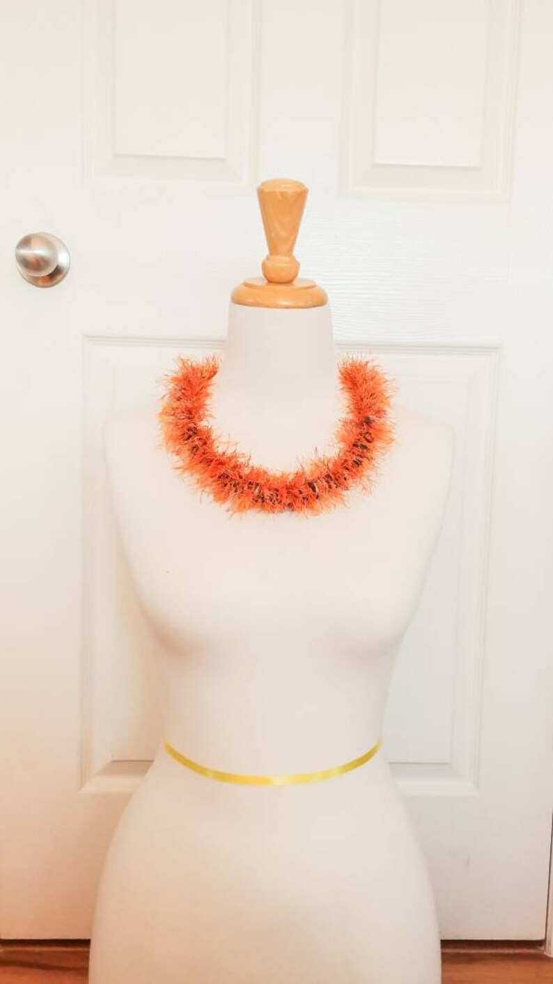The Hinahina Lei Double Eyelash Lei. Ribbon, 2 Colors of Eyelash Yarn
