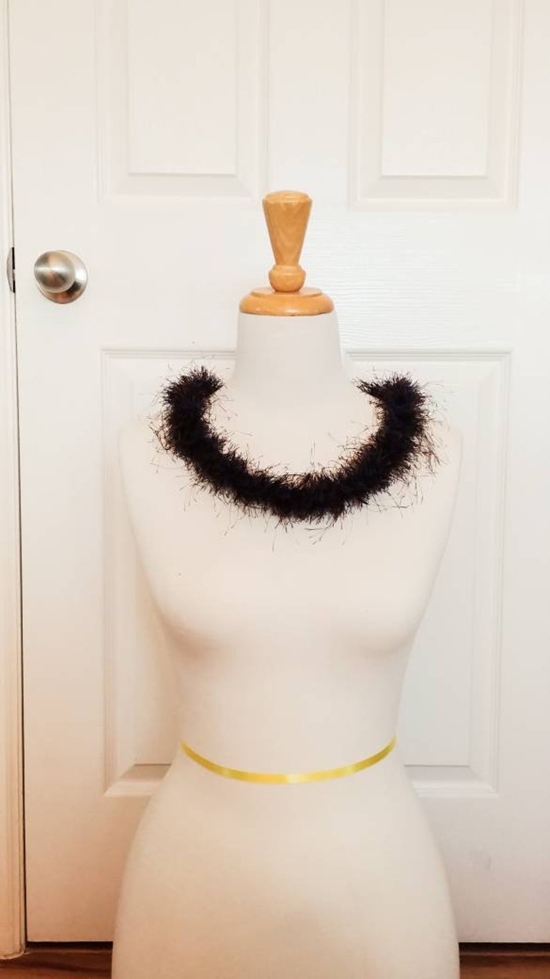 The Hinahina Lei Double Eyelash Lei. Ribbon, 2 Colors of Eyelash Yarn