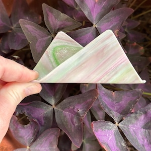 Porta tarjetas de presentación de vidrio desplomado rosa/rojo/naranja