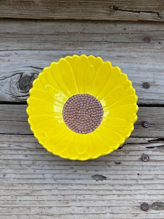 手描きの陶器製ひまわりの皿とボウル：花柄の食器 - Etsy 日本
