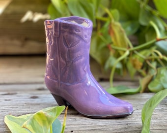 Ręcznie malowany ceramiczny wazon w kształcie kowbojskiego buta: wystrój w stylu western (4,5 cala)