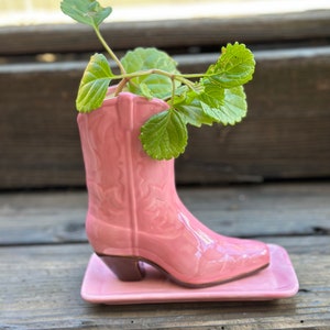 Kleine handgeschilderde keramische cowboylaarsplanter en dienblad van 6,5 inch (laars bevat drainagegaten) | Zuidwestelijke vetplantenbak | Westers bureau