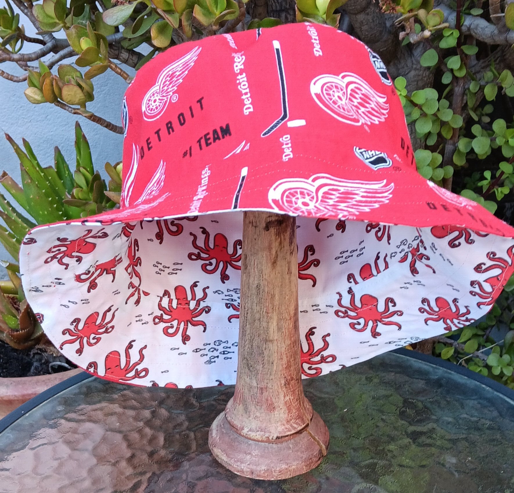 Detroit Red Wings & Octopus Bucket Hat, Adult Size Large, fishing hat, sun  hat, floppy hat, hockey, handmade from licensed fabric