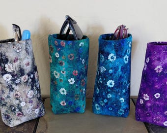 Wildflowers Upright Eyeglass Holders, Glasses Stand, Glasses Holder, Weighted Stand-up Glasses Pouch, Eyeglasses Case