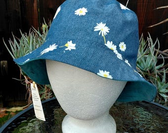 Daisy Flower Bucket Hat, 100% Cotton Denim Hat With 1960s  display picture 1