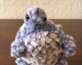 Tortuga/galápago amigurumi de chenilla, suave y acogedor, hecho a mano.
