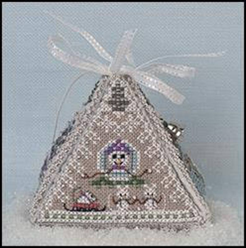 Huf haus фахверк шале. фрости хаус. мышь just nan. Huf haus фахверк ландшафт. дом в зимнем биоме террария.