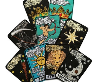 Fer brodé sur des écussons de cartes de tarot vintage, soleil, lune, mort, force, amants, empereur, impératrice, magicien et étoile