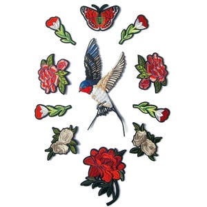 Große Schwalbe mit Blumen und Schmetterling gesticktes Aufbügler Set