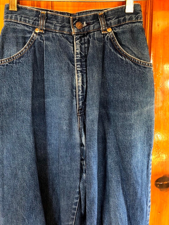 Vintage orange tab Levis, mom jeans, vintage jean… - image 3