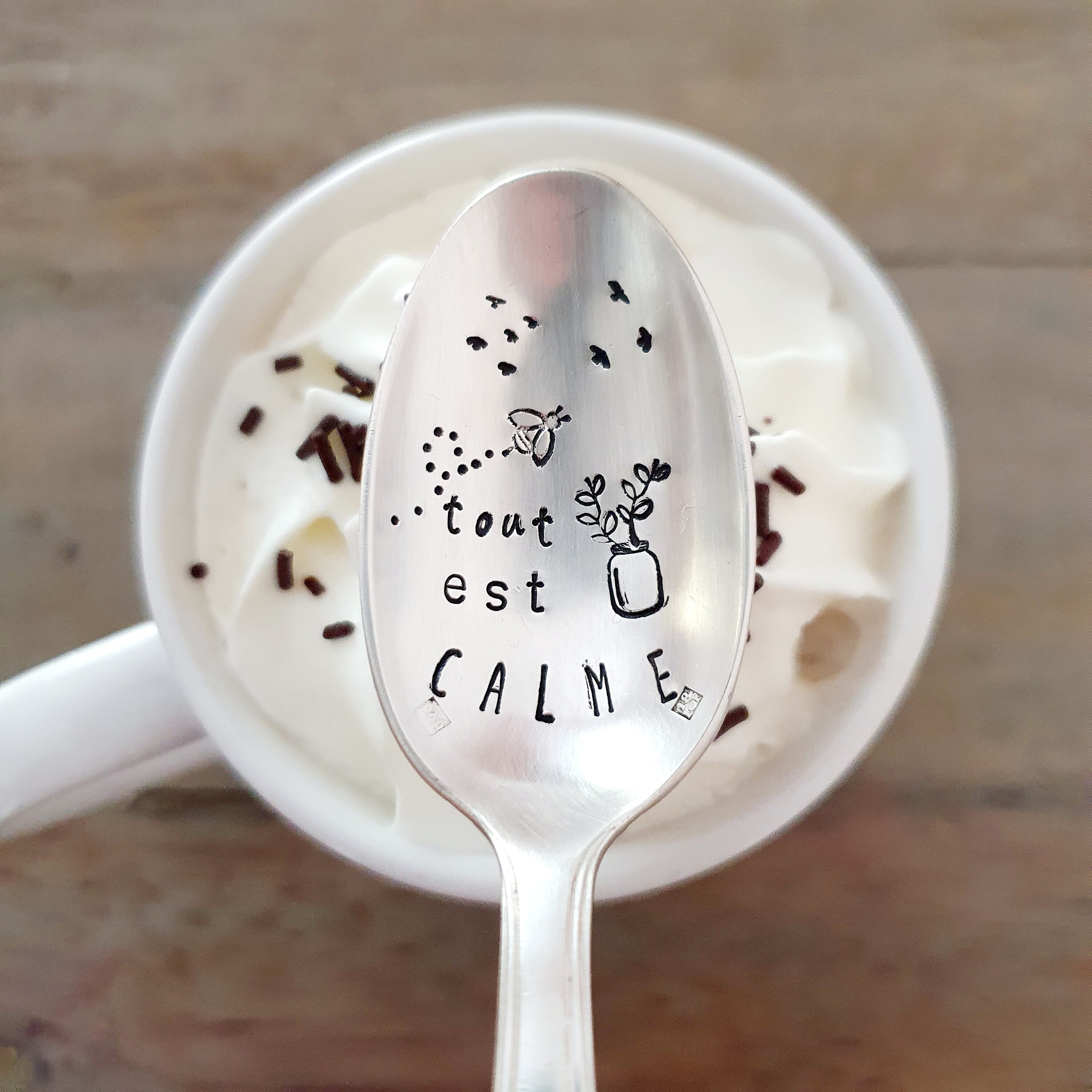 Cuillère à Café Gravée Tout Est Calme - Thème Abeille Fleurs et Oiseaux Cuillère Vintage Zénitude Mé