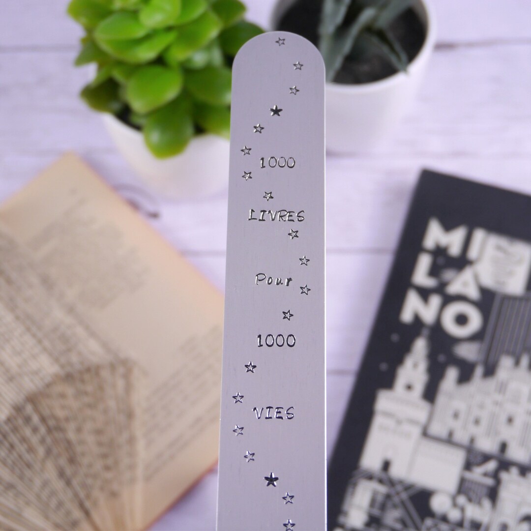 Handengraved Metal Bookmarks 1000 Books for 1000 Lives Star Pattern