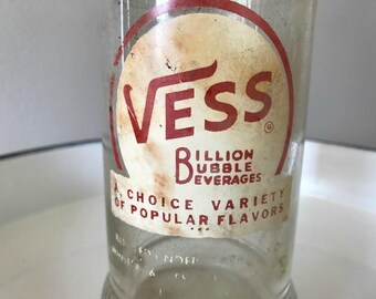 Vess Billion Bubble Beverages St. Louis MO 8 Ounces Glass Bottle