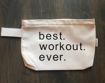 Best workout ever // I workout because // barre gift // barre accessories // moms who workout // workout for women // workout bag //