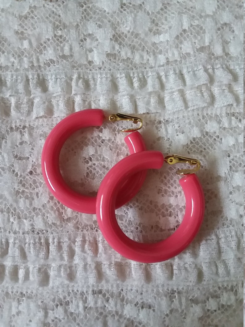 Pink Hoop Earrings Clip On Hoops Hot Pink Hoops Vintage Hoops 1980s Hoop Earrings 1980s Earrings Hot Pink Earrings Clip On Earrings