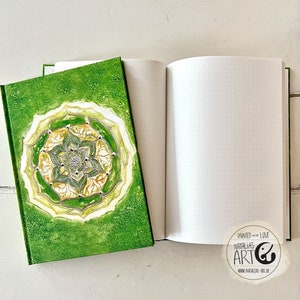 Aufmerksamkeit - Notebook, gepunktet 128 Seiten Journal  Soft feel touch Cover