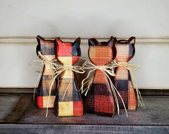 Plaid Halloween Cat Decor, Wood Fall Shelf Sitter