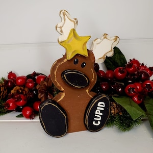 Wood Reindeer-Santa&#39;s Reindeer-Cupid-ReindeerShelf Sitter-Modern Prim Reindeer-Farmhouse Reindeer-Country Chic Reindeer-Hand Painted Deer