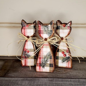 Wood Christmas Cat Decor Winter Tier Tray Shelf Sitter Holiday Plaid Gift