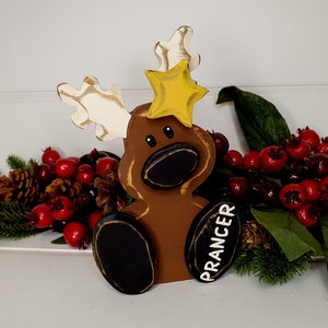 Wood Reindeer-Santa&#39;s Reindeer-Prancer-Reindeer Shelf Sitter-Modern Prim Reindeer-Farmhouse Reindeer-Country Chic Reindeer-Hand Painted Deer