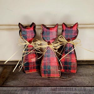 Christmas Decor Wood Cat Holiday Cat Decor Cozy Christmas Cat Decor Gift for Cat Lover Christmas Cat Tier Tray Decor Kitty Shelf Sitter Gift