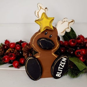 Wood Reindeer-Santa&#39;s Reindeer-Blitzen-Reindeer Shelf Sitter-Modern Prim Reindeer-Farmhouse Reindeer-Country Chic Reindeer-Hand Painted Deer