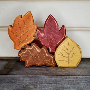 Autumn Decor Wood Leaves Fall Leaves Hand Carved Leaves Fall Tier Tray Decor Autumn Mantel Decor Halloween Shelf Sitter Thanksgiving Decor