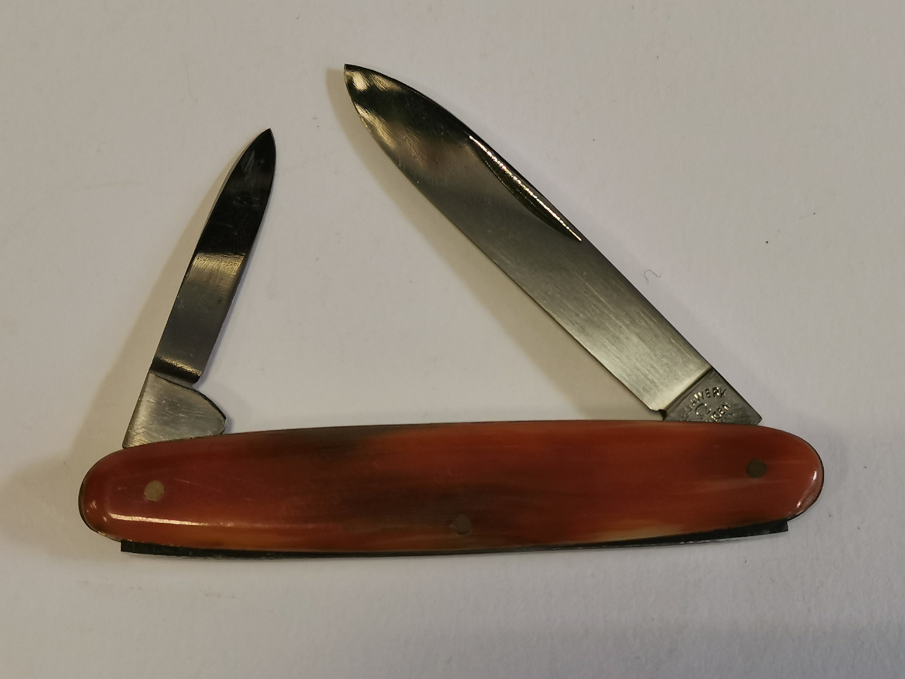 CERAMIC LOCKBACK FOLDING POCKET KNIFE - Lees Cutlery