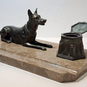 Art Deco Marble inkwell with Bronze Dog Figurine, France Art Deco