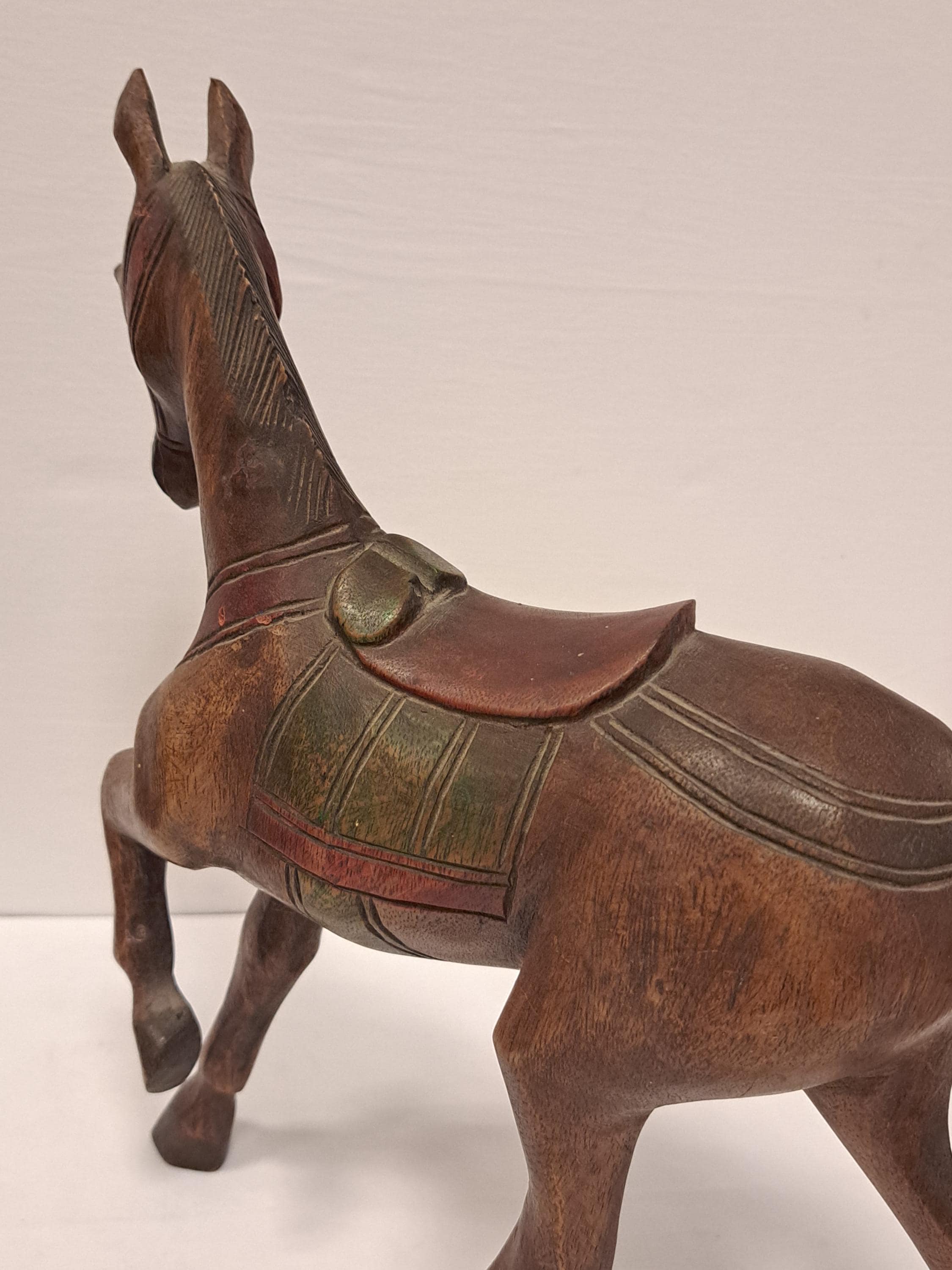 ヴィンテージ木製馬彫刻、ホームオフィス装飾（11.61インチ x 12.00