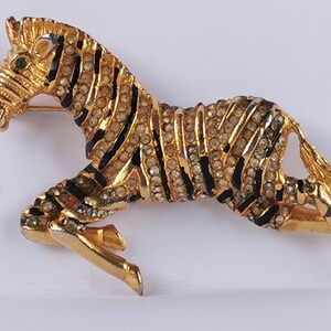 Vintage Brooch, Vintage Fashion Accessories , Vintage Jewelry, Antique Jewelry ,1960s