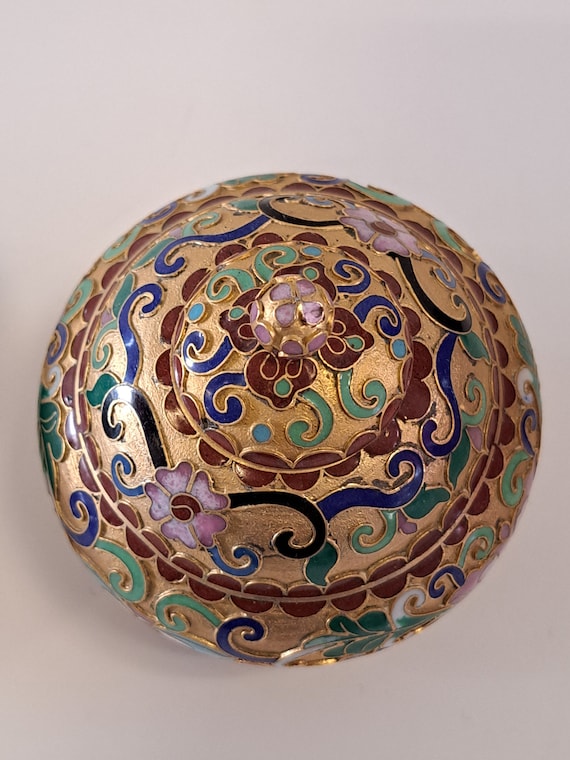 宝石箱七宝焼 値下げ 七宝焼焼き 宝石箱 白花詰 正方形 桐箱入 - メルカリ