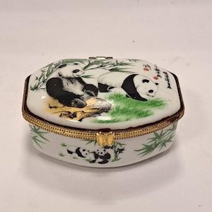 Vintage France Porcelain Trinket Box , Hand painted