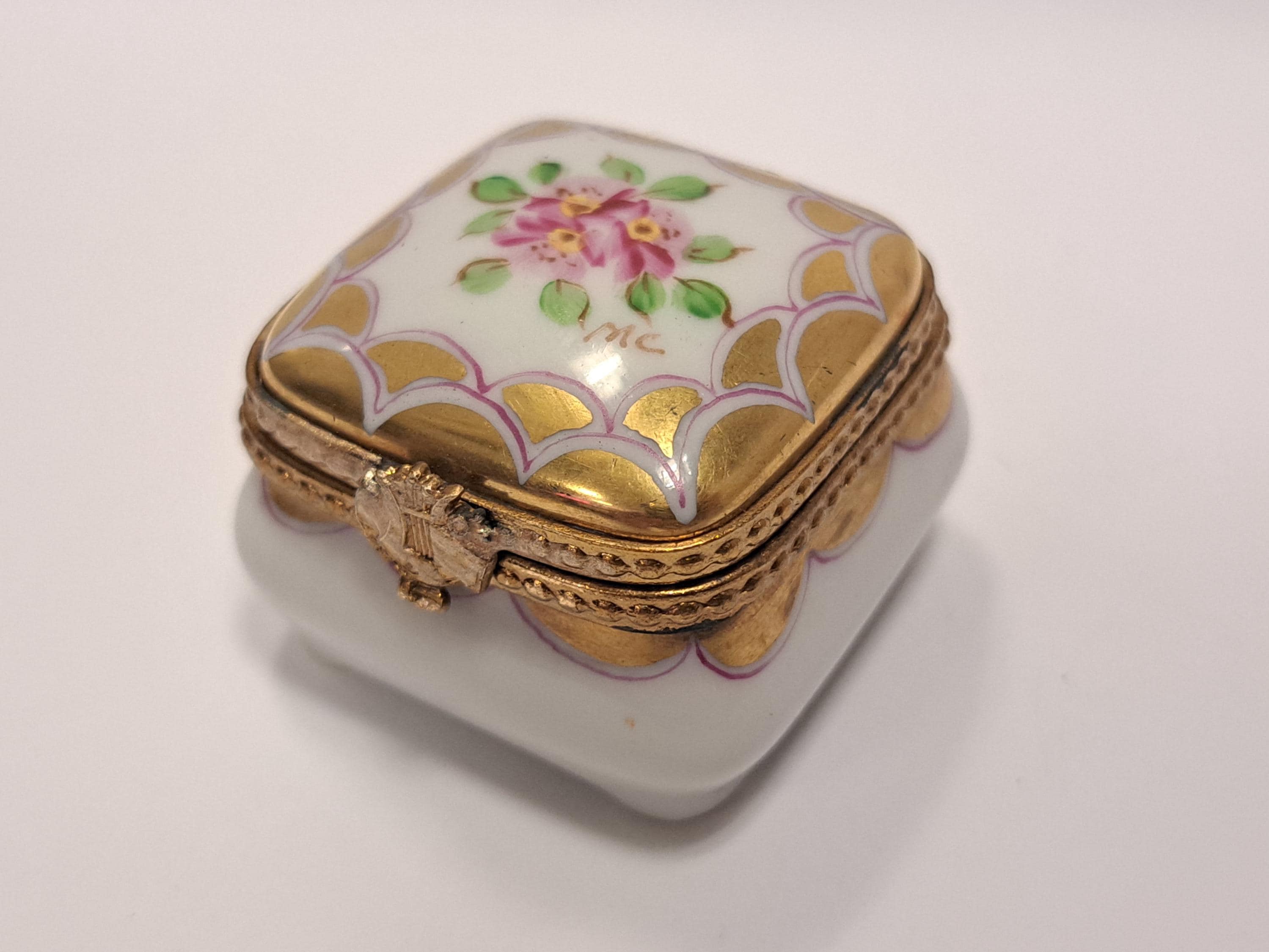Limoges pill box - Etsy 日本 ジュエリーボックス アンティーク調