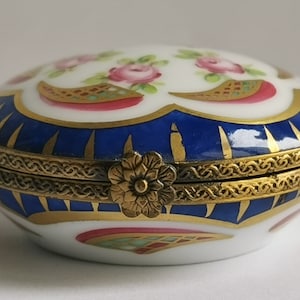 Vintage Limoges France Porcelain Trinket Box Peint Main