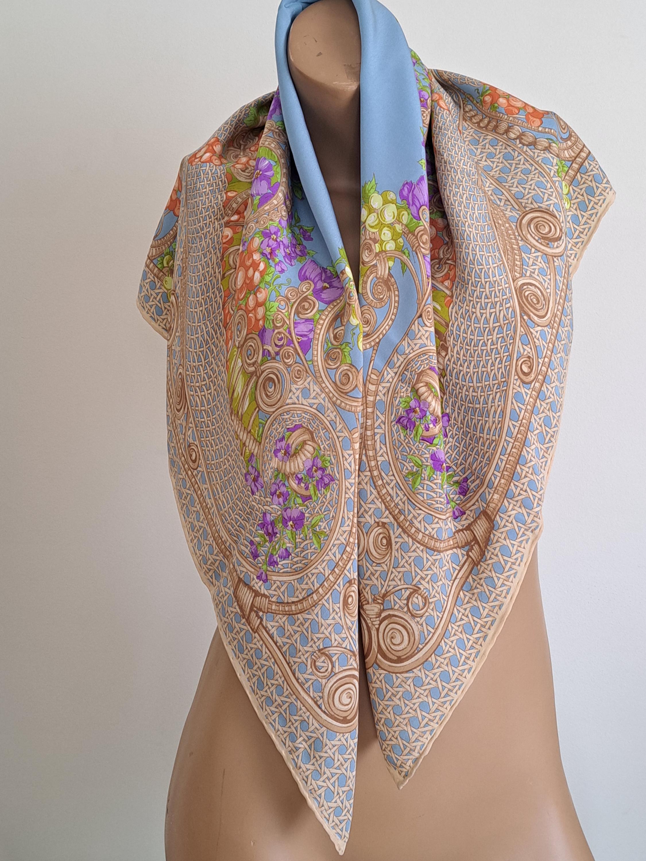 Foulard En Soie Vert TORRENTE Pour Femme - Occasion En Bon état